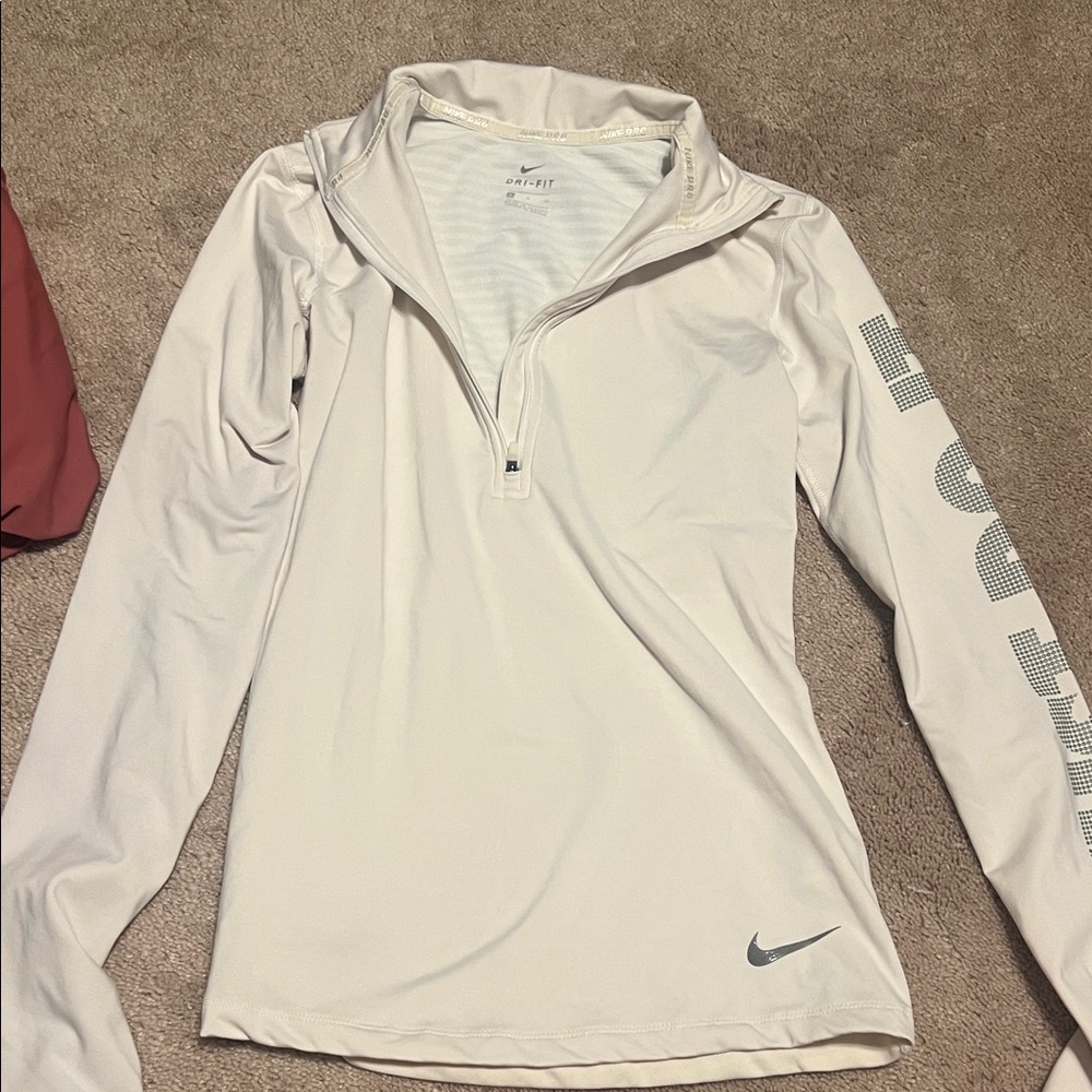 Nike Women's quarter zip